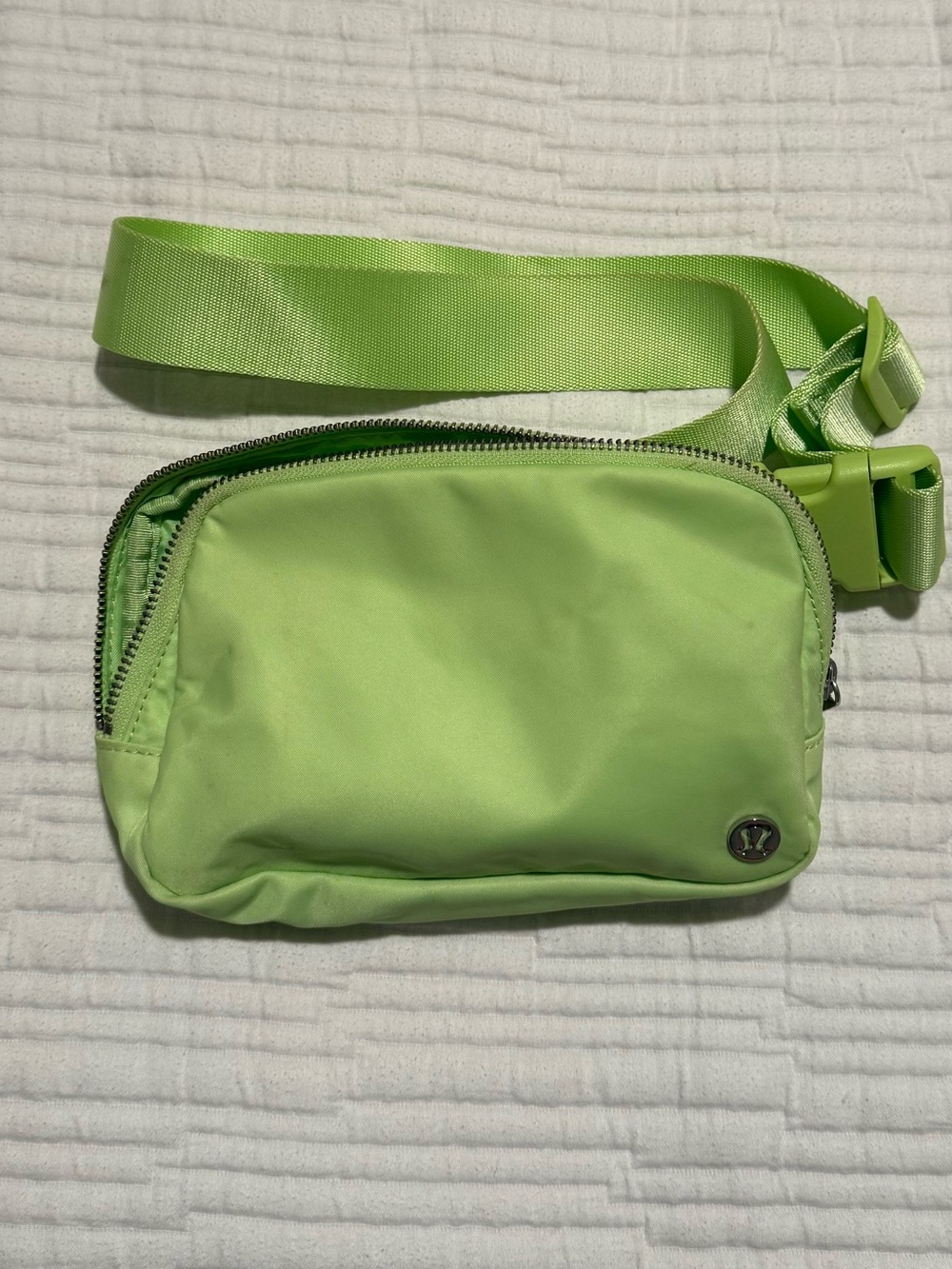 Lululemon Everywhere Belt Bag 1L